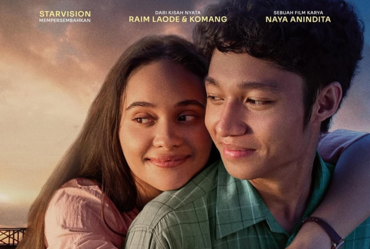 Sinopsis Film Komang, Adaptasi Lagu Karya Raim Laode