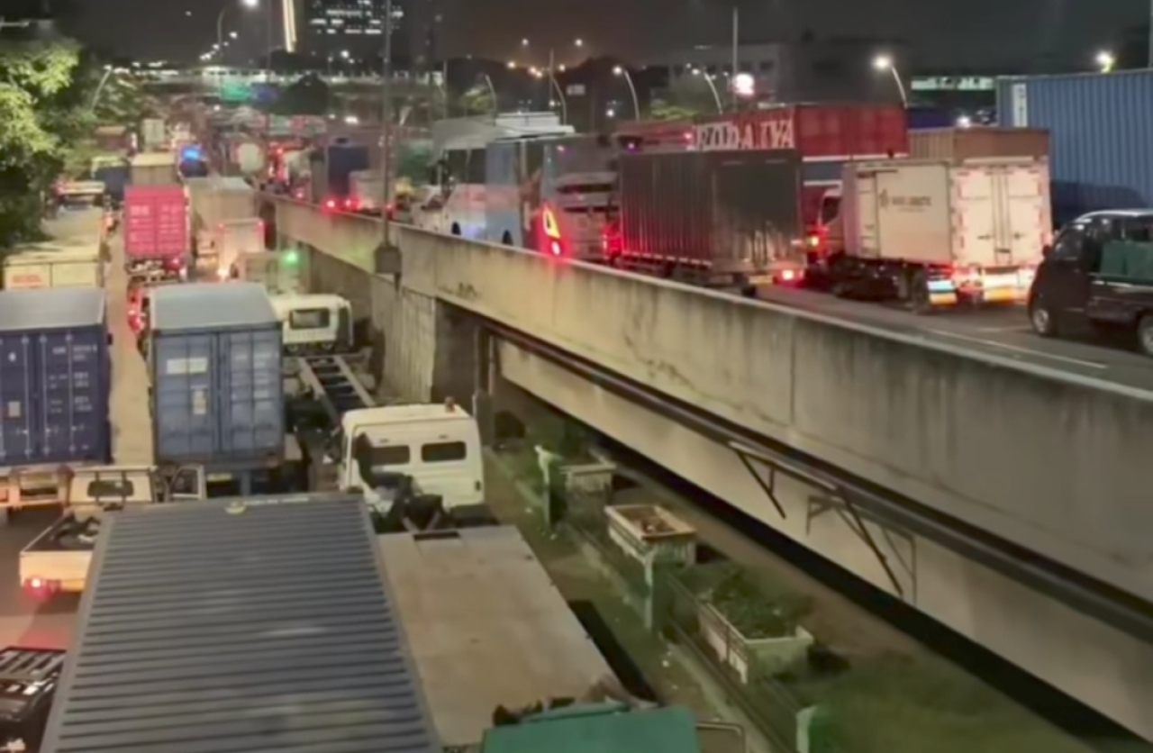 Fakta-fakta Pelabuhan Tanjung Priok Jakarta Utara Macet Horor