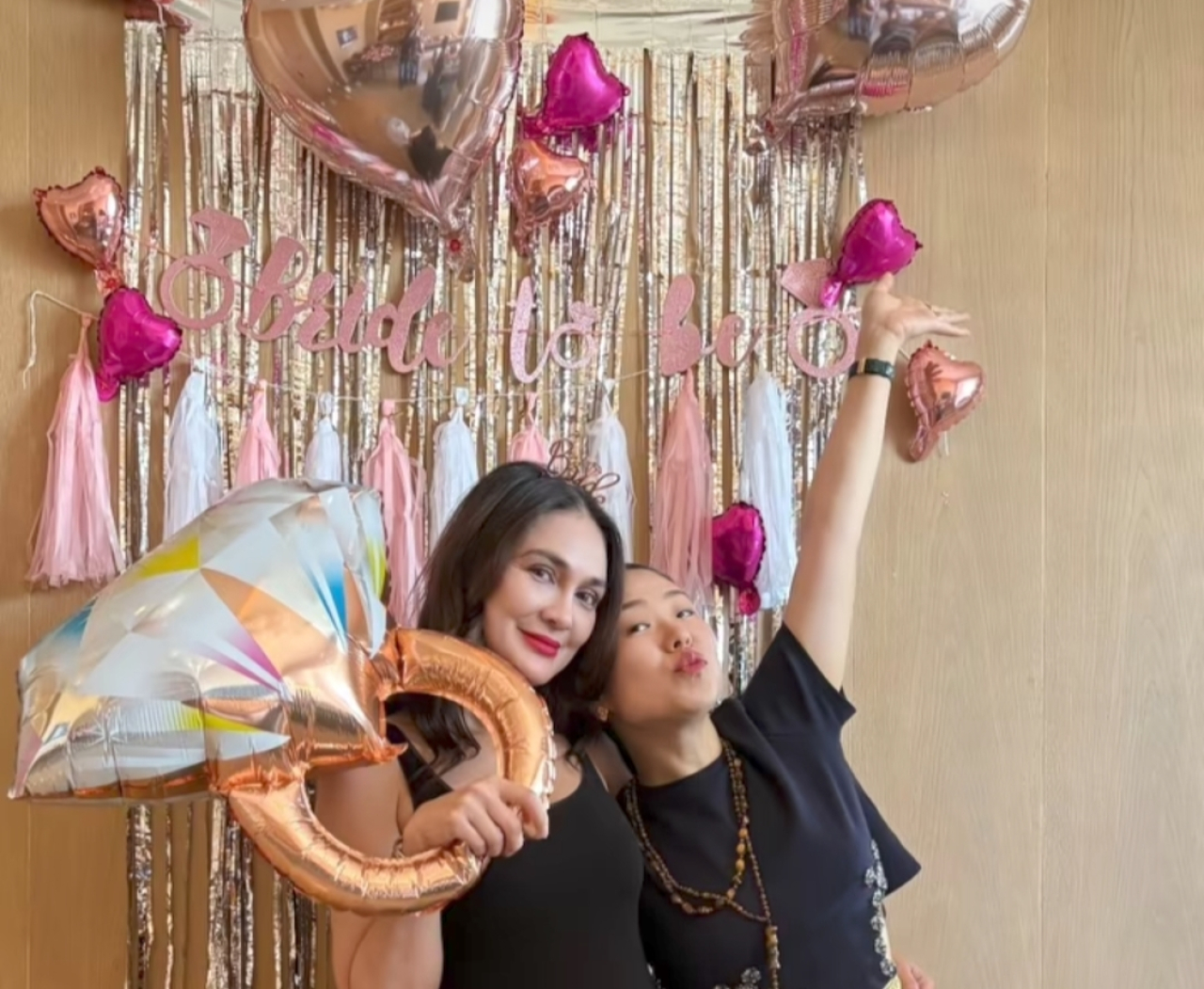 Bridal Shower Luna Maya di Shanghai Jelang Pernikahan dengan Maxime Bouttier