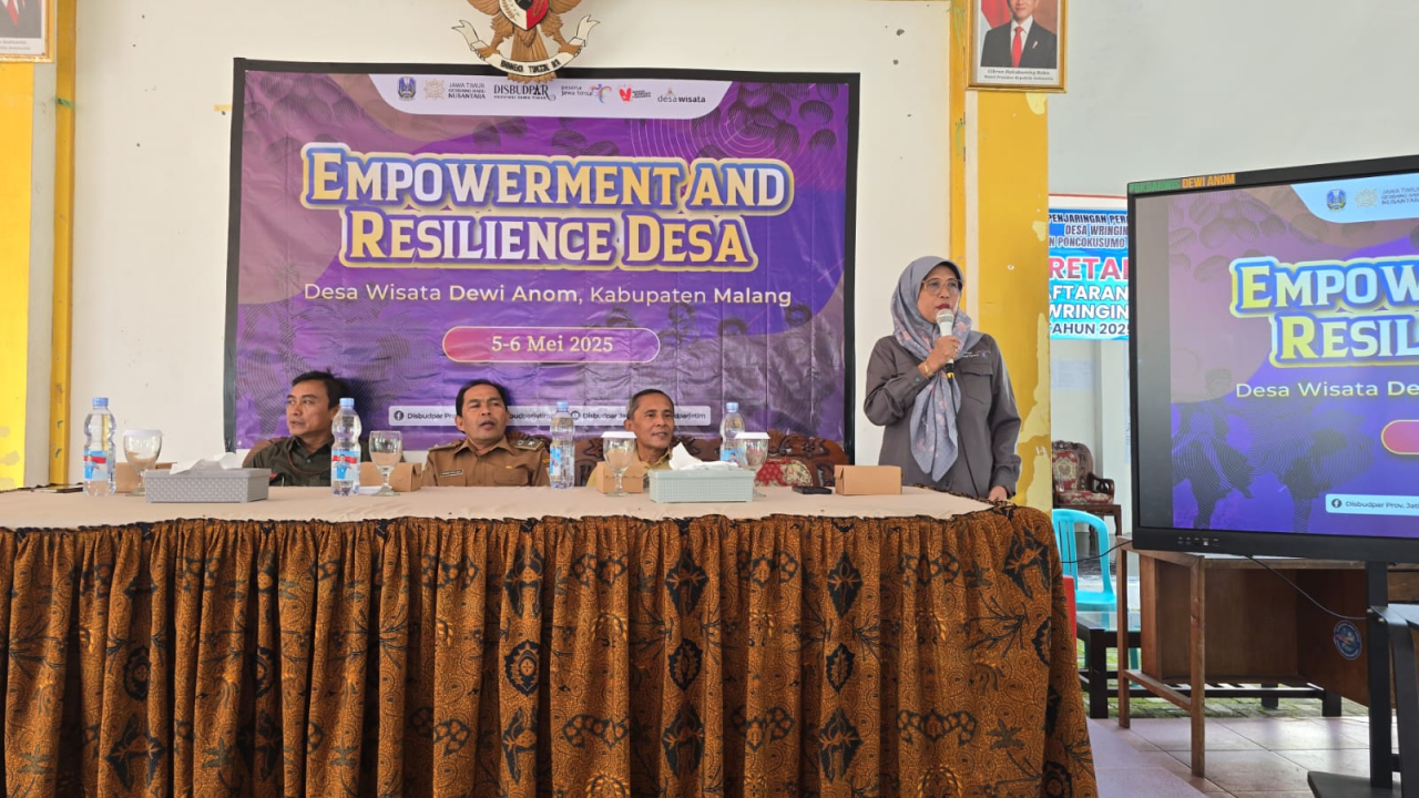 Disbudpar Jatim memberikan Pelatihan ke Pelaku Usaha di Desa Wisata Wringinanom Malang