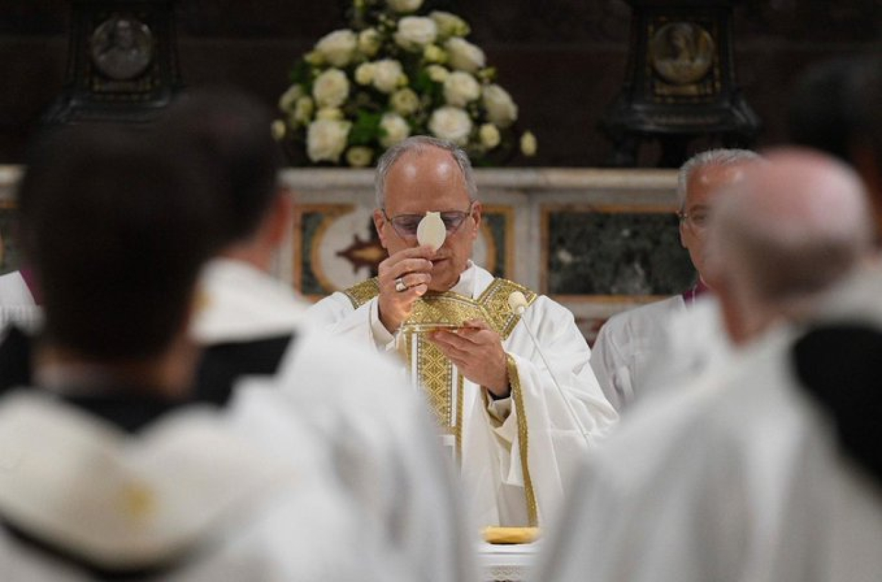 Misa Pelantikan Paus Leo XIV di Vatikan 18 Mei 2025