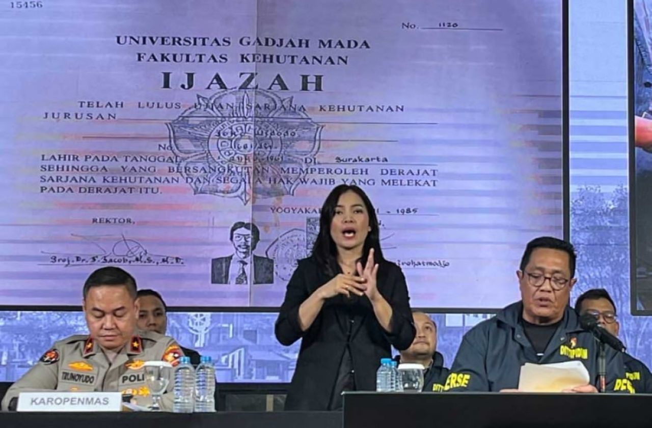 Direktur Tindak Pidana Umum (Dirtipidum) Bareskrim Polri, Brigjen Djuhandhani Rahardjo Puro konferensi pers, Kamis (22/5/2025), terkait ijazah mantan Presiden Jokowi. (Foto: Tangkapan layar video)