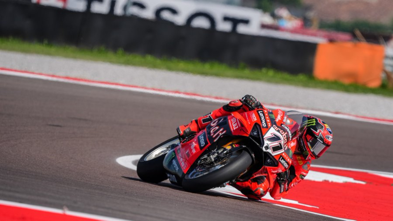 Nicolo Bulega Rebut Pole Position World Superbike Italia 2025