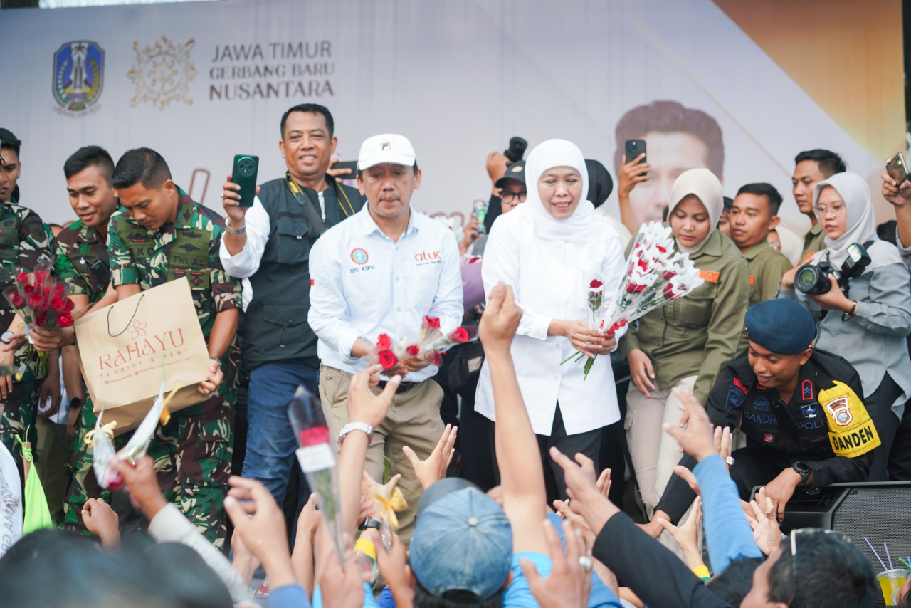 Gubernur Khofifah Sepakati 17 Tuntutan di Hari Buruh Internasional