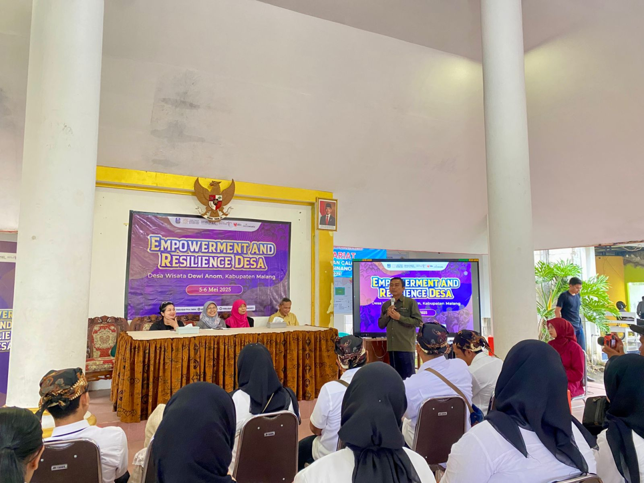 Disbudpar Jatim memberikan Pelatihan ke Pelaku Usaha di Desa Wisata Wringinanom Malang