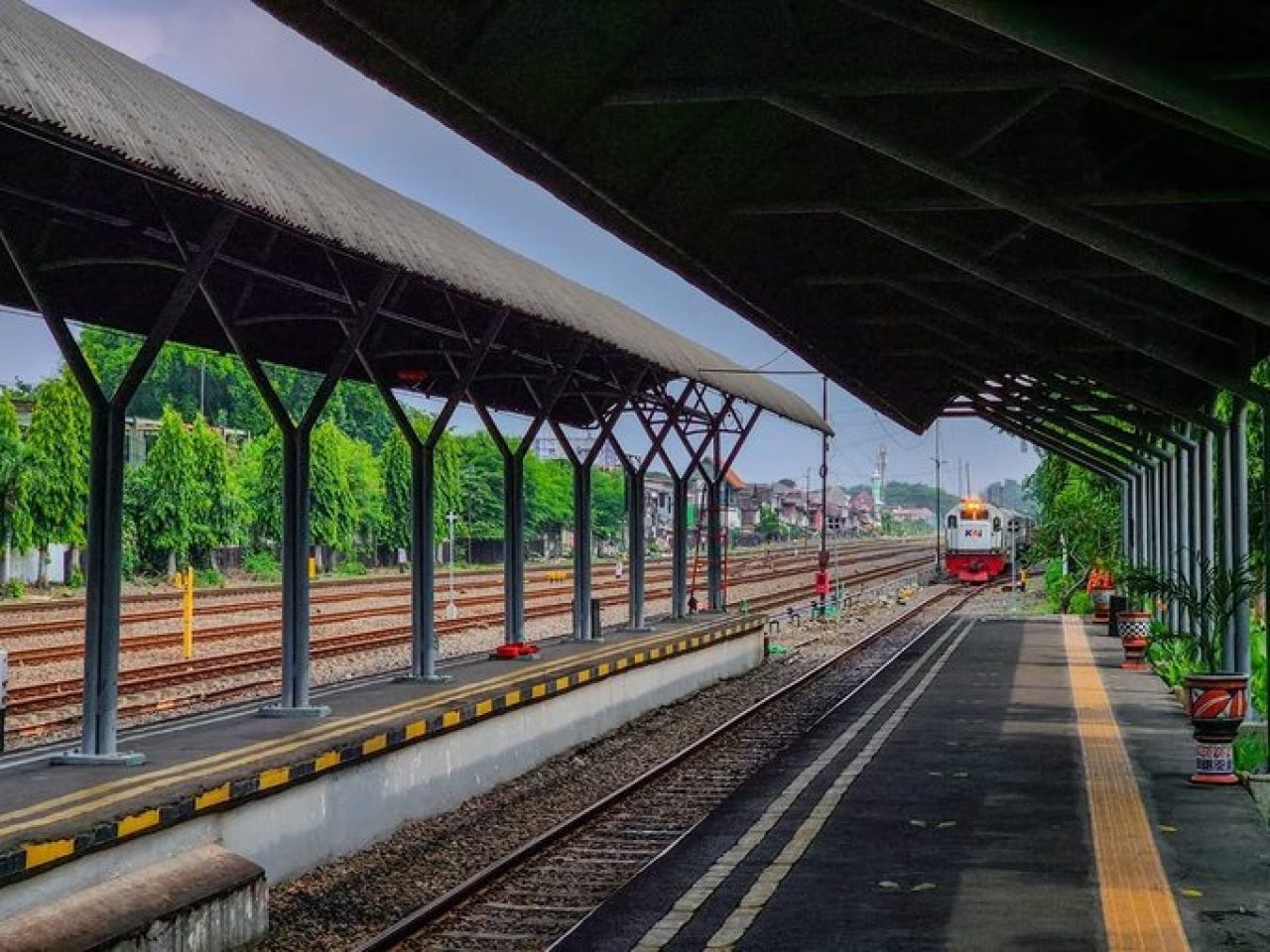 5.051 Barang Tertinggal di Kereta Api Senilai Rp 5,9 miliar
