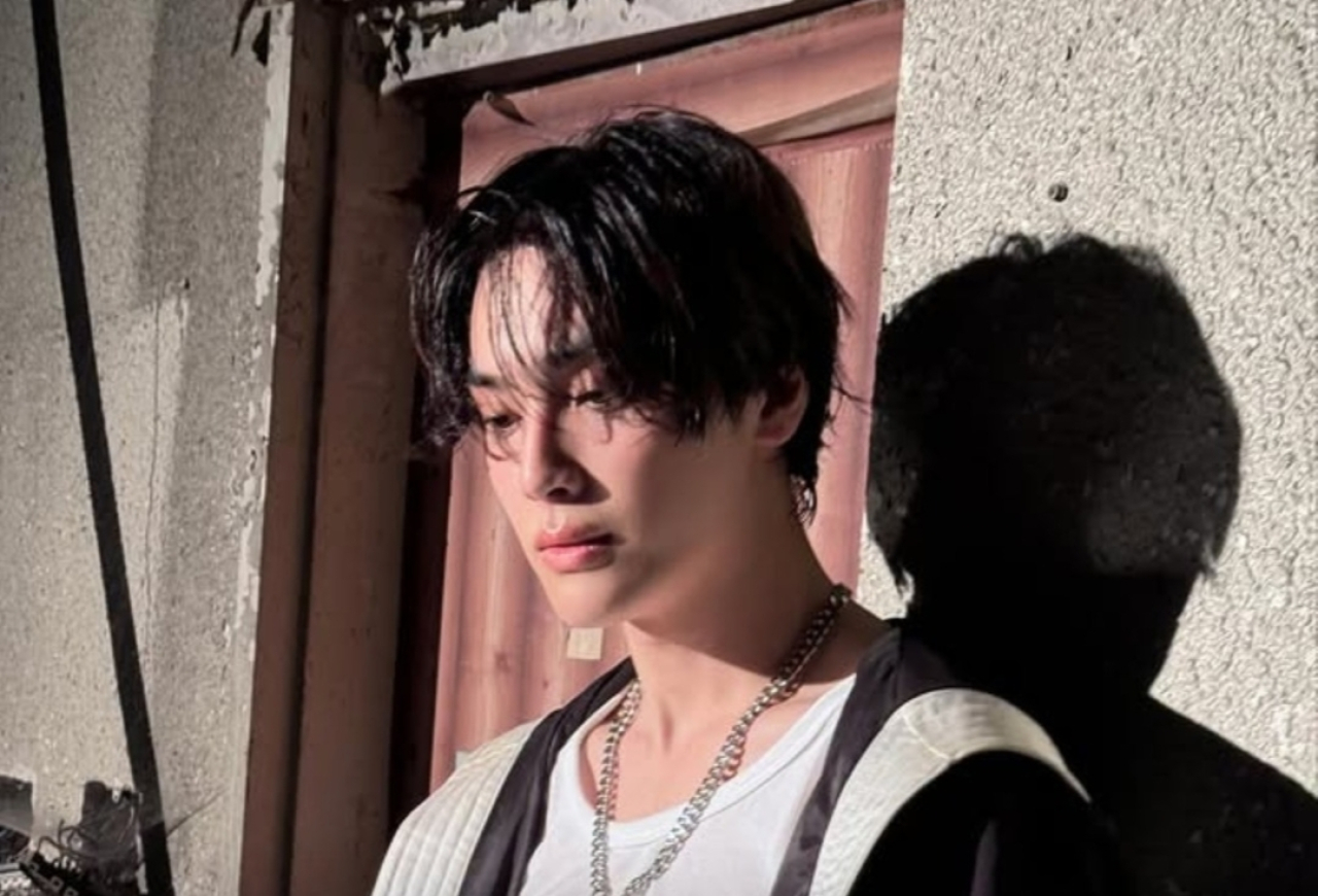 Ju Haknyeon Dipecat THE BOYZ, Bantah Skandal Prostitusi dengan Asuka Kirara