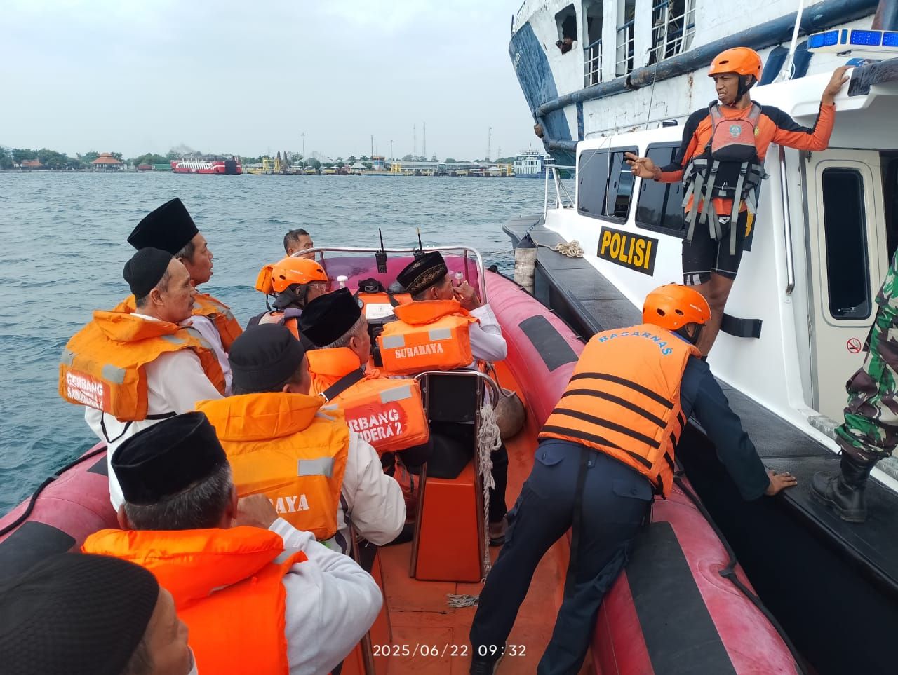 KMP Gerbang Samudra Kandas di Gilimanuk, 269 Penumpang Dievakuasi