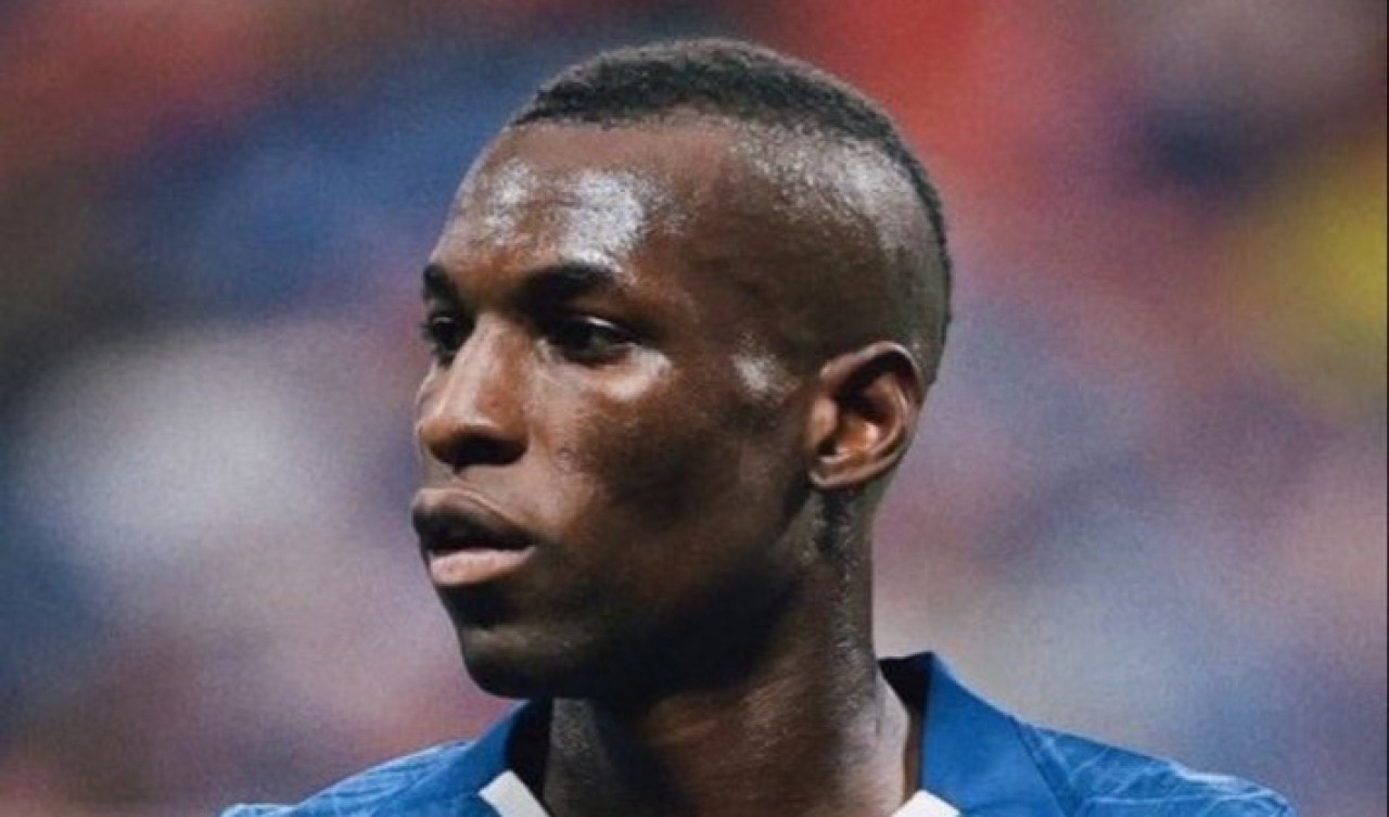 John Obi Mikel 'Minta' Nicolas Jackson Tinggalkan Chelsea Usai Dikartu Merah