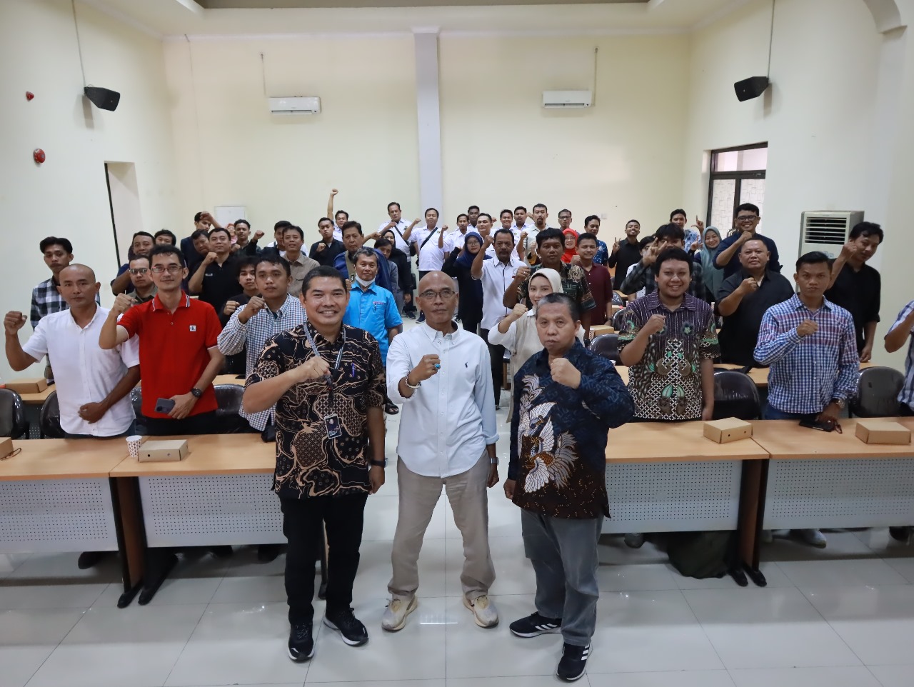 Cerdas Digital, Langkah PWI Jatim Lawan Hoaks dan Bentuk Jurnalis Tangguh