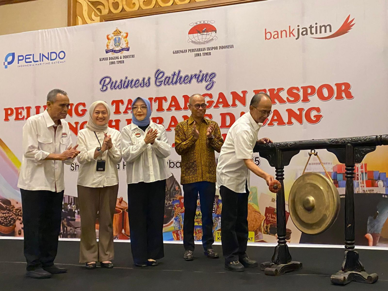 Strategi Ekspor Indonesia di Tengah Badai Geopolitik: Dari Ancaman Jadi Lompatan