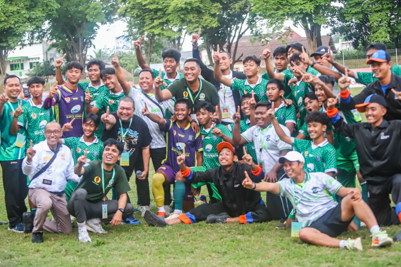 Tim Sepak Bola Surabaya Juara! Emas Porprov IX/2025 Diraih Lewat Duel Penalti Menegangkan