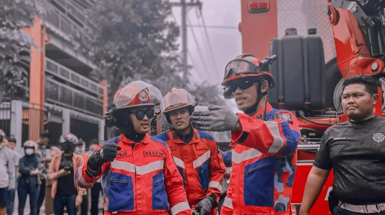 Niat Mulia Berujung Celaka, Lansia di Surabaya Terjatuh dan Pingsan di Dalam Tandon