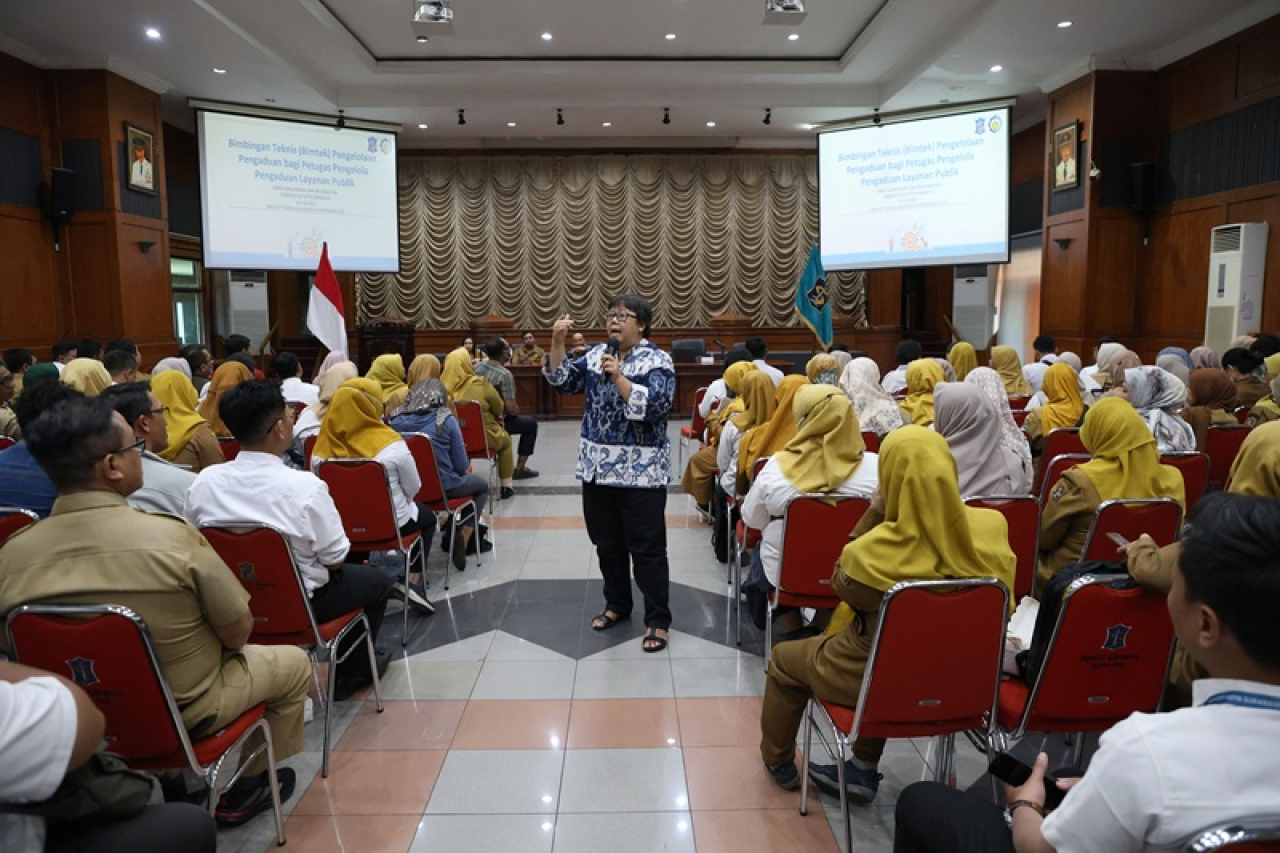 Dorong Transparansi, Pemkot Surabaya Gelar Bimtek untuk Operator Layanan Wargaku