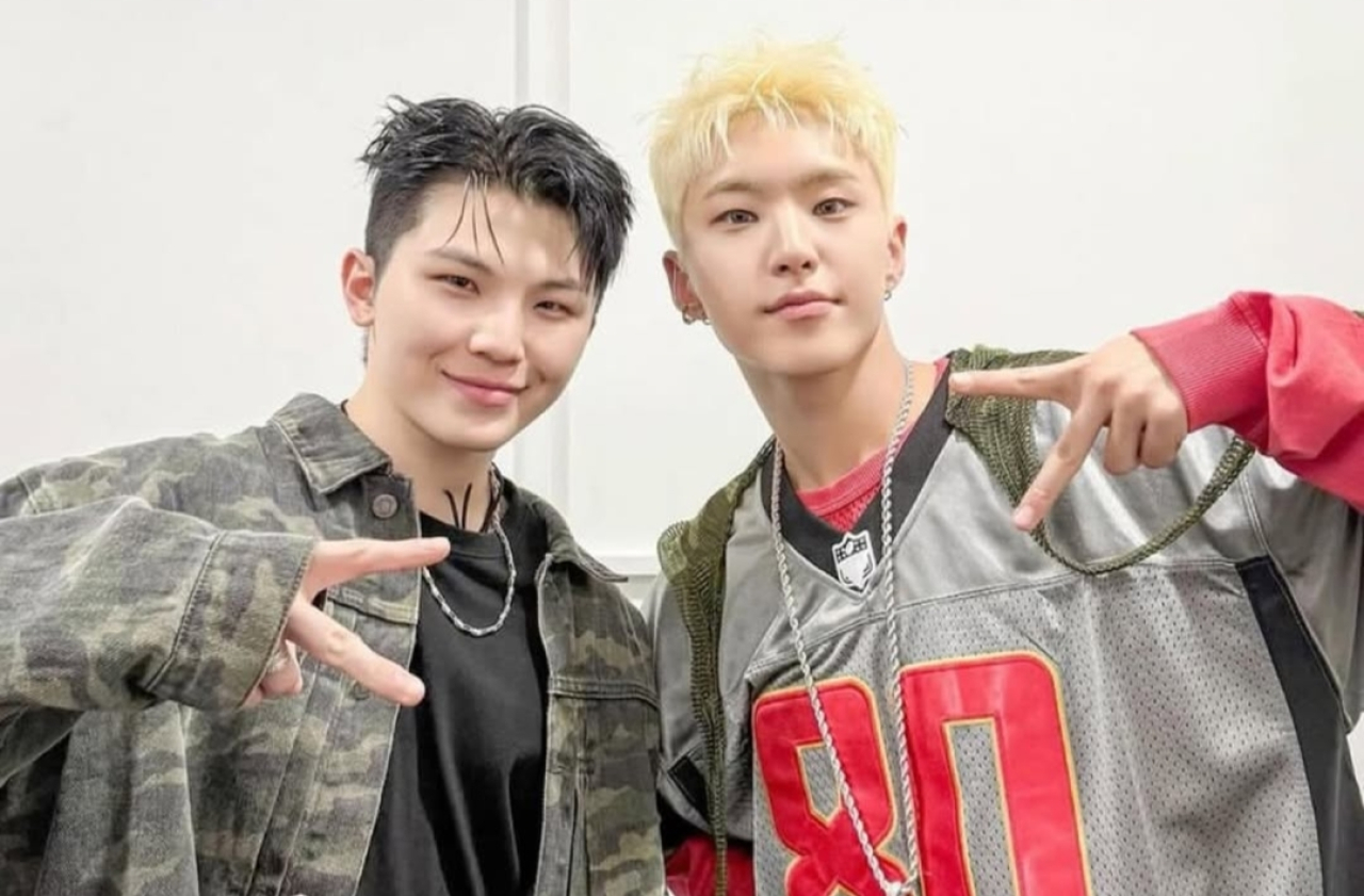 Hoshi dan Woozi SEVENTEEN Gelar Konser Perdana HxW Sebelum Wajib Militer
