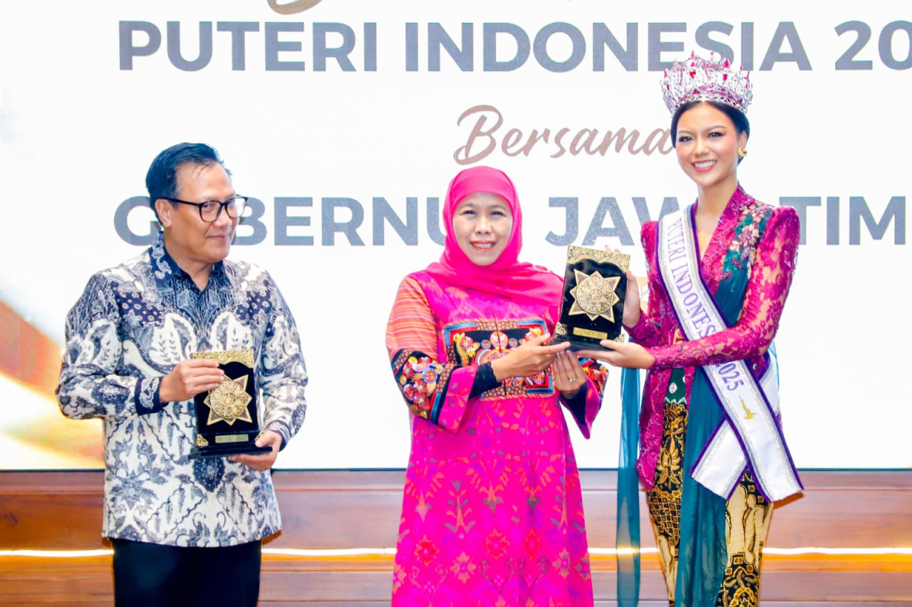 Sambut Puteri Indonesia 2025 Pulang ke Jatim, Gubernur Khofifah: Gaungkan Pariwisata dan Budaya Daerah di Internasional