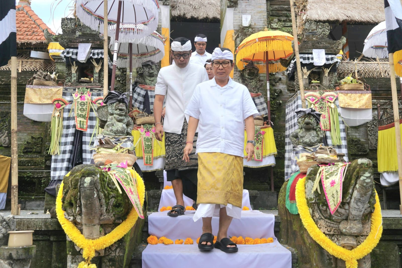 Karya Agung Mamungkah Madya di Pura Dalem Cungkub Banjar Mambal Delodan