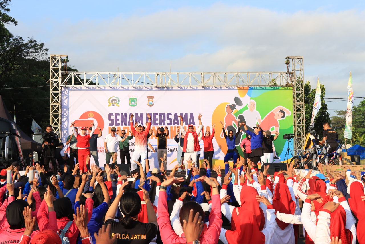 8.000 Warga Meriahkan Olahraga Bersama Hari Bhayangkara di Stadion Kanjuruhan Malang