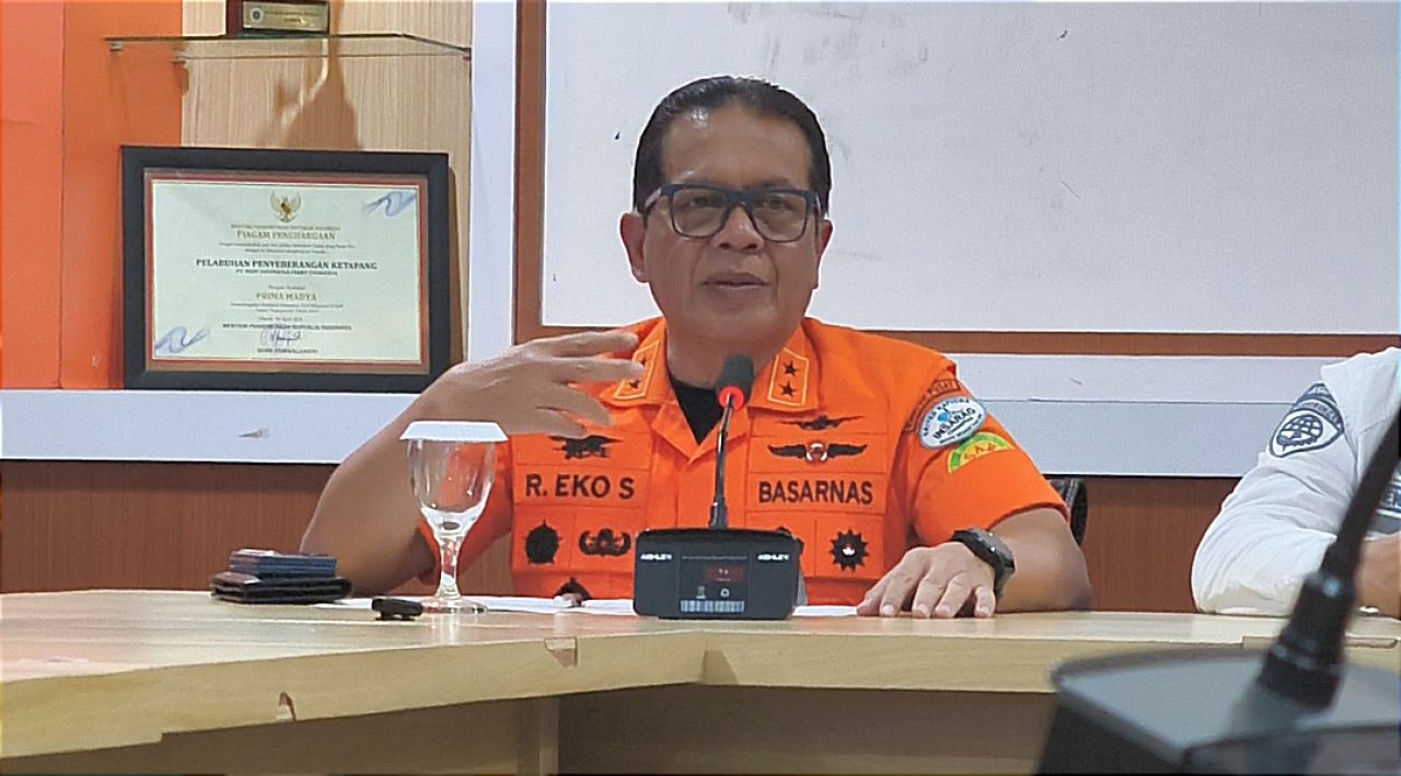 Operasi Evakuasi Korban KMP Tunu Pratama Jaya, 29 Orang masih Dicari di Selat Bali