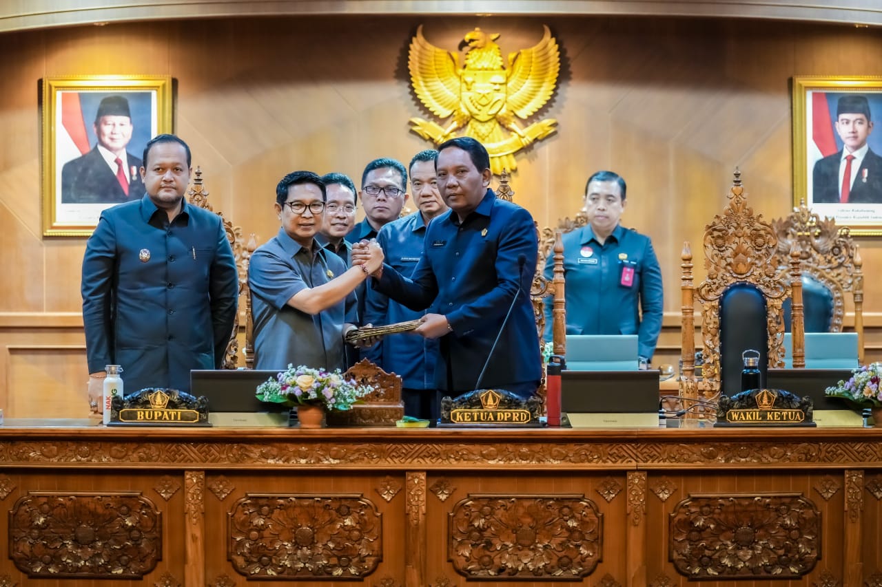 Rapat Paripurna Penjelasan Bupati Badung terkait Rancangan Kebijakan Umum APBD serta Perubahan PPAS