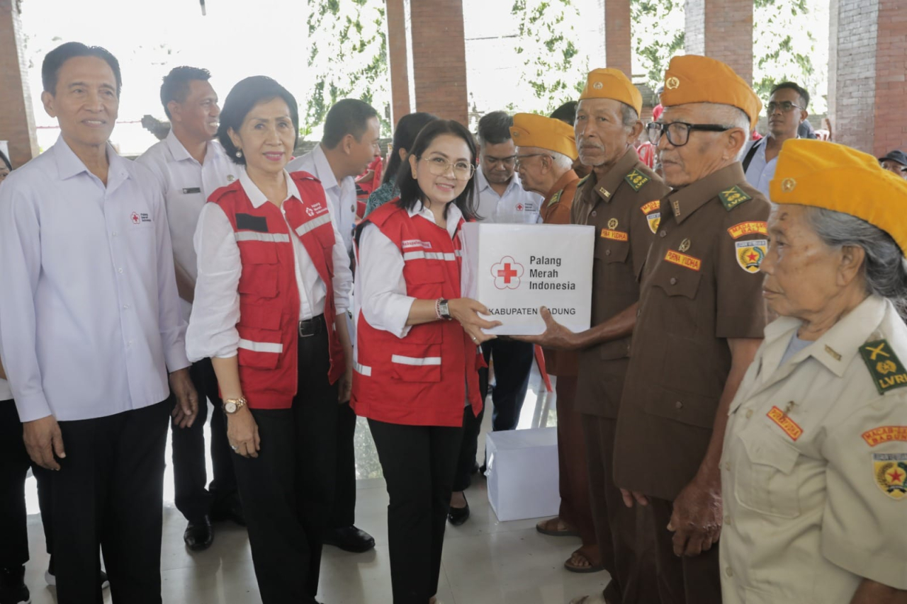 Safari Kesehatan dan Pelayanan Sosial Untuk Masyarakat Desa Baha, Kabupaten Badung