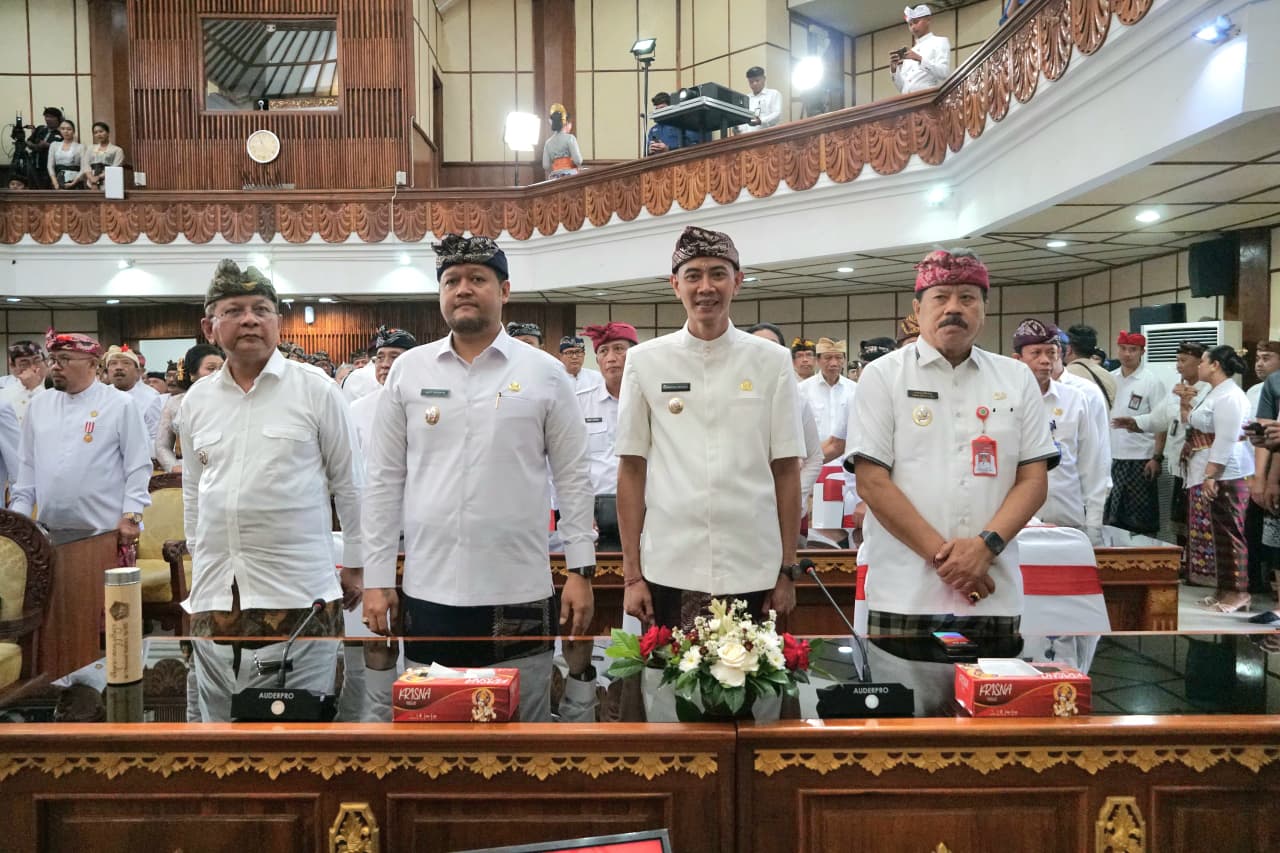 Wabup Badung Hadiri Rapat Paripurna DPRD Provinsi Bali Masa Persidangan III Tahun Sidang 2024-2025