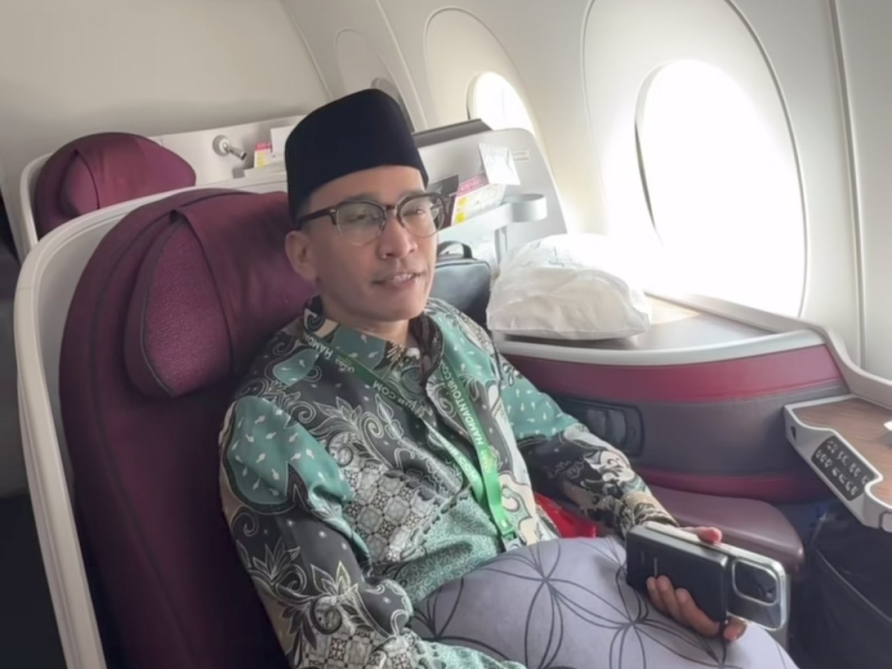 Ruben Onsu Berangkat Umrah Pertama Setelah Mualaf