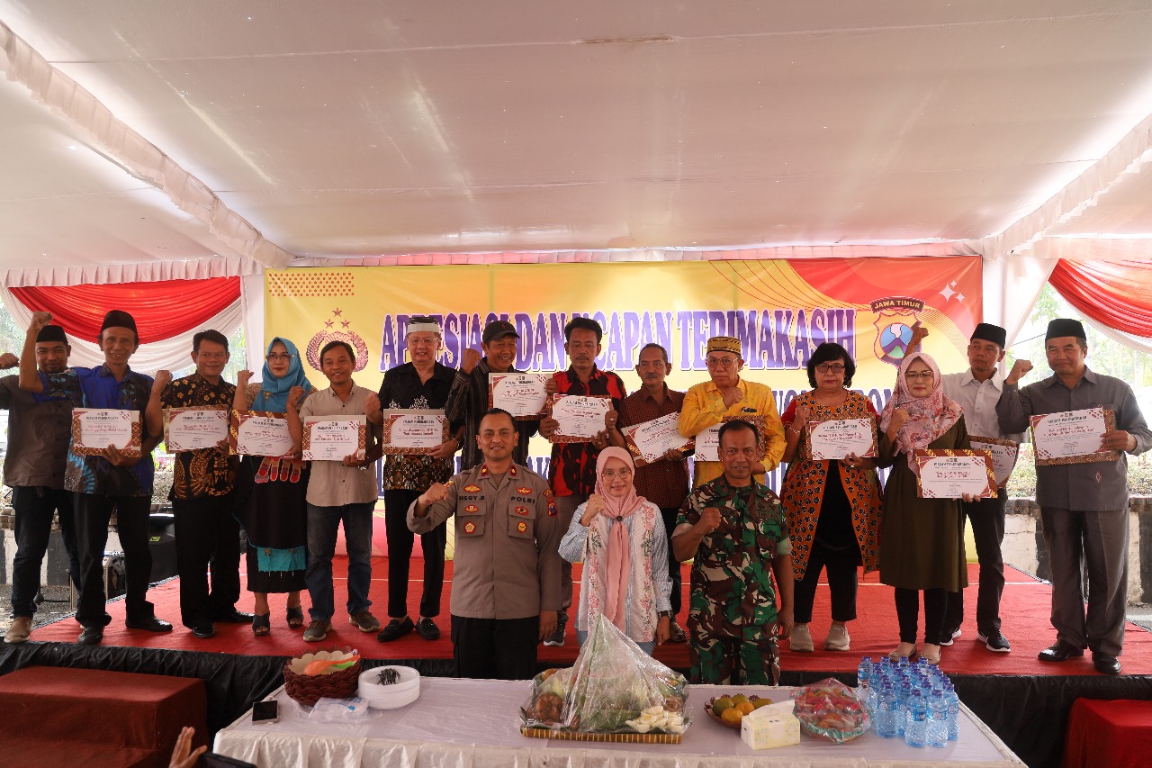 Kapolsek Wonokromo Beri Apresiasi Warga Ikut Bantu Amankan Polsek dari Aksi Anarkis