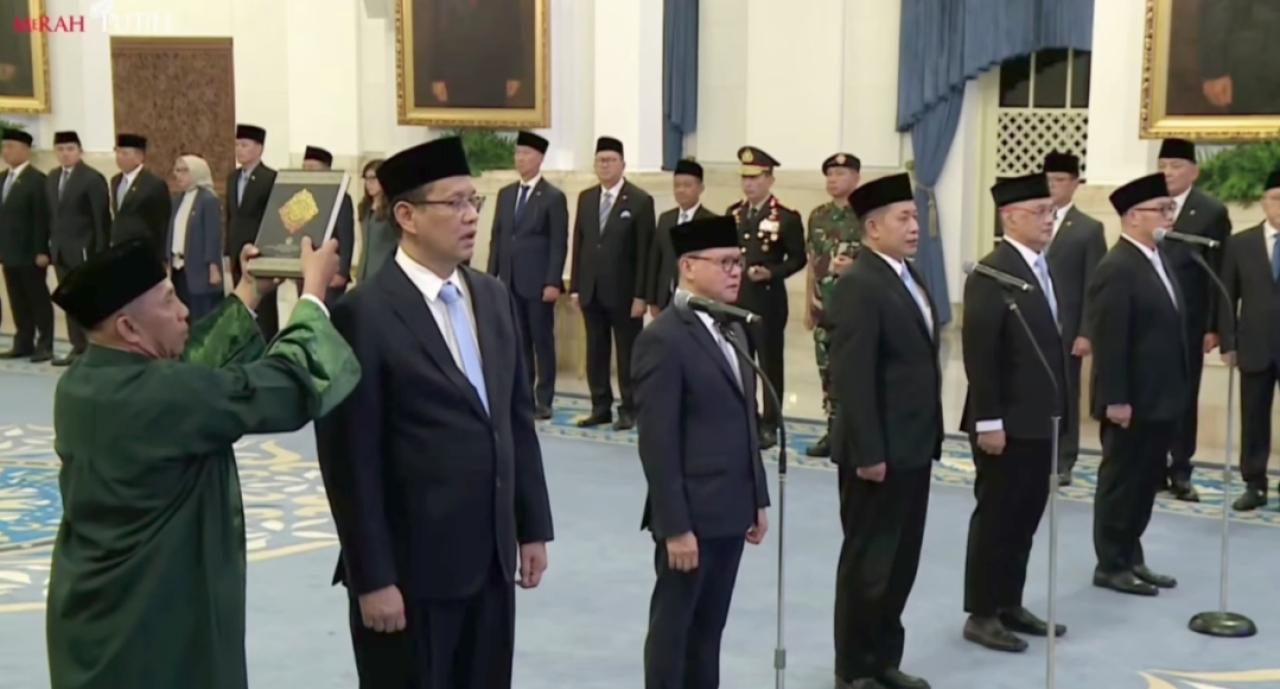 Pelantikan menteri baru oleh Presiden Prabowo Subianto di Istana Merdeka Jakarta, Senin (8/9/2025) sore. (Foto: Tangkapan layar video)