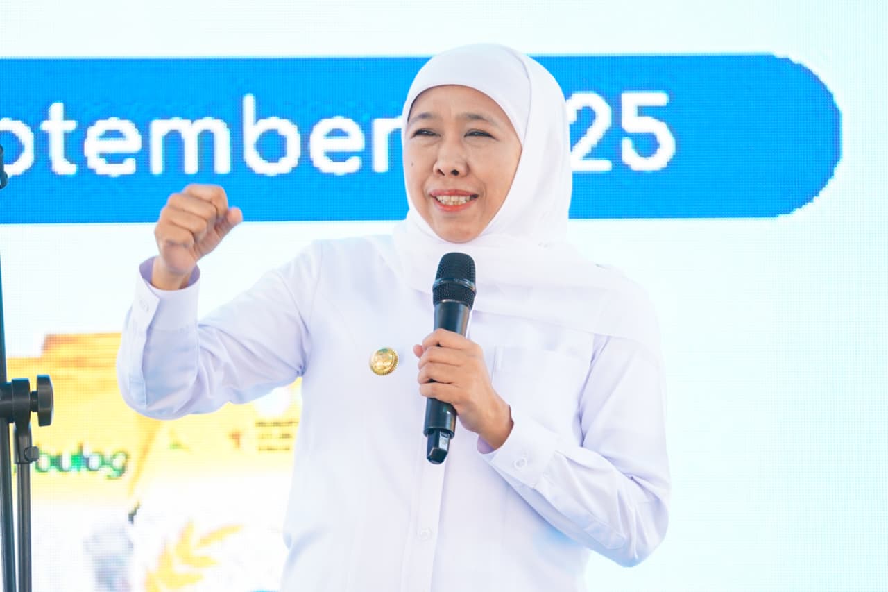 Patwal Gubernur Bantu Ibu Melahirkan di Surabaya, Khofifah Beri Teladan Kepedulian Nyata ke Warga Membutuhkan