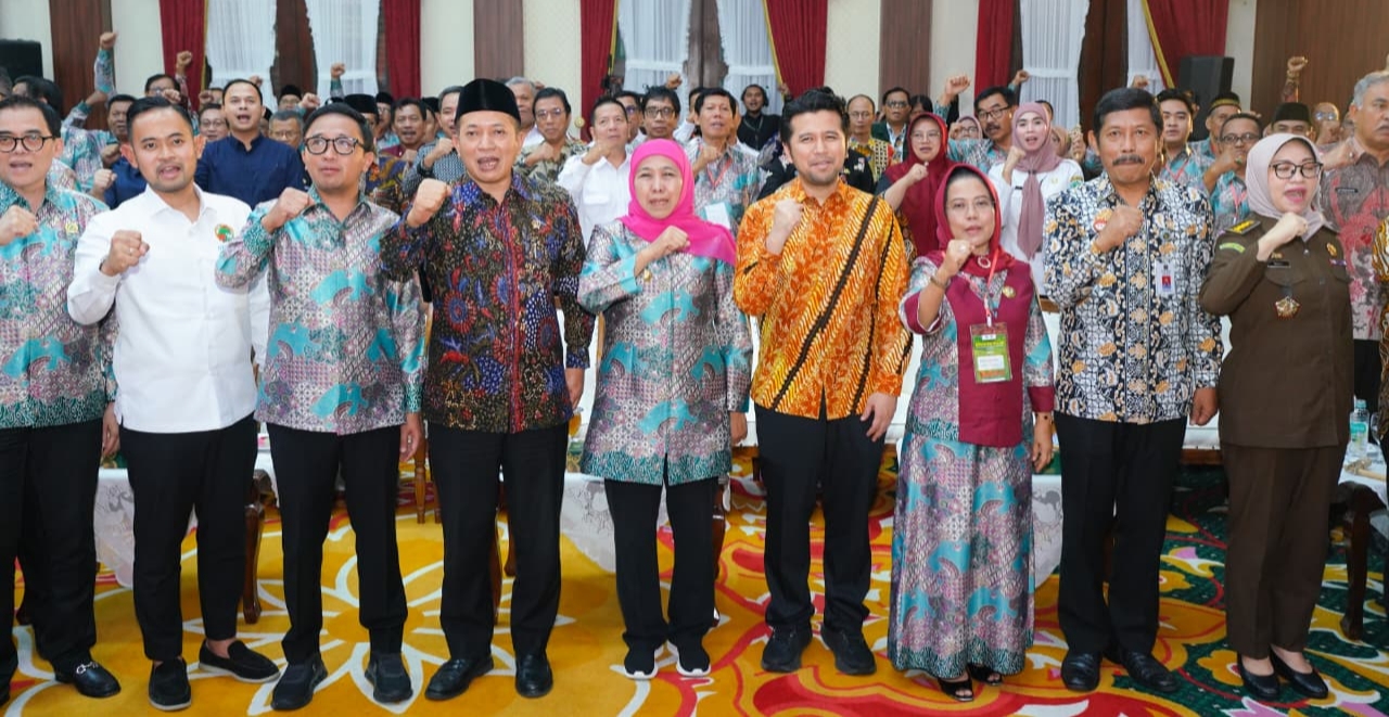 Gubernur Khofifah dan Menteri Koperasi Buka Musywil Dekopinwil Jatim 2025, Dorong Revitalisasi Lapenkop Peningkatan SDM