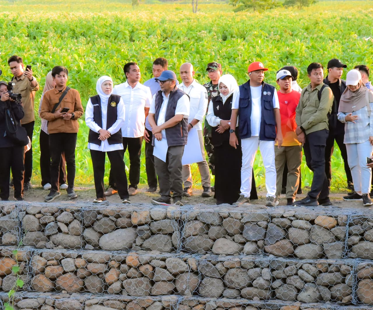 Pemasangan Bronjong Sungai Selowogo, Sungai Plalangan dan Afvour C13 Selesai, Cegah banjir dan Irigasi Sawah Situbondo