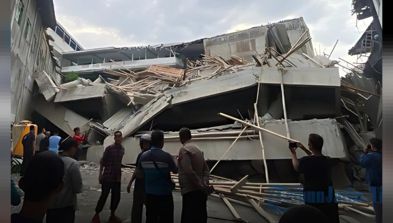 Musala Ponpes Al Khoziny Buduran Sidoarjo Ambruk saat Rakaat Kedua Salat Ashar Berjemaah
