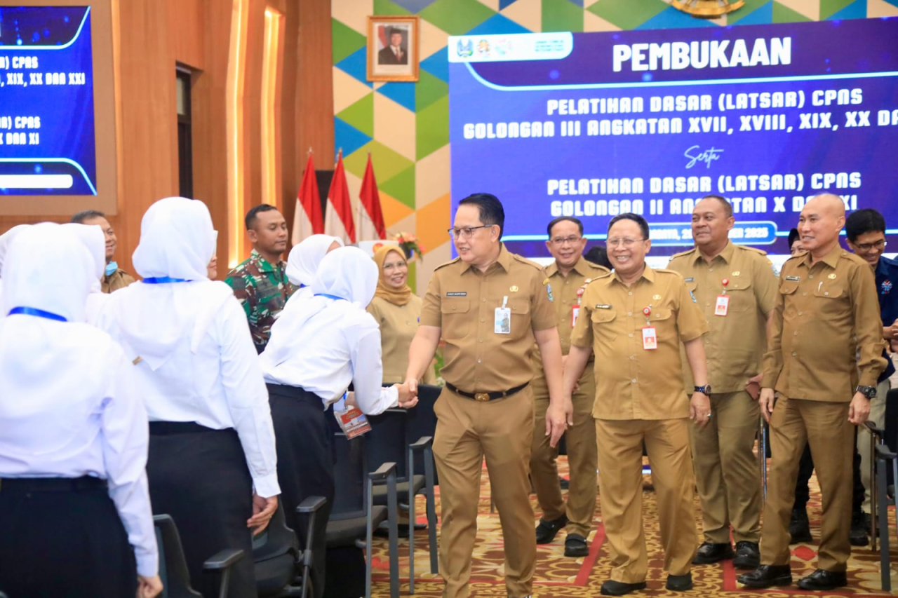 Buka Latsar CPNS 2025, Sekdaprov Jatim Tegaskan ASN Harus Jadi Problem Solver
