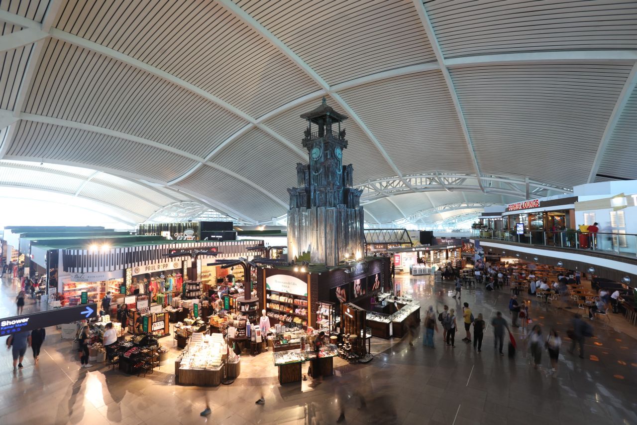Pertahankan Customer Experience Berkelas Internasional, Bandara I Gusti Ngurah Rai Raih ASQ ke-6 Kalinya