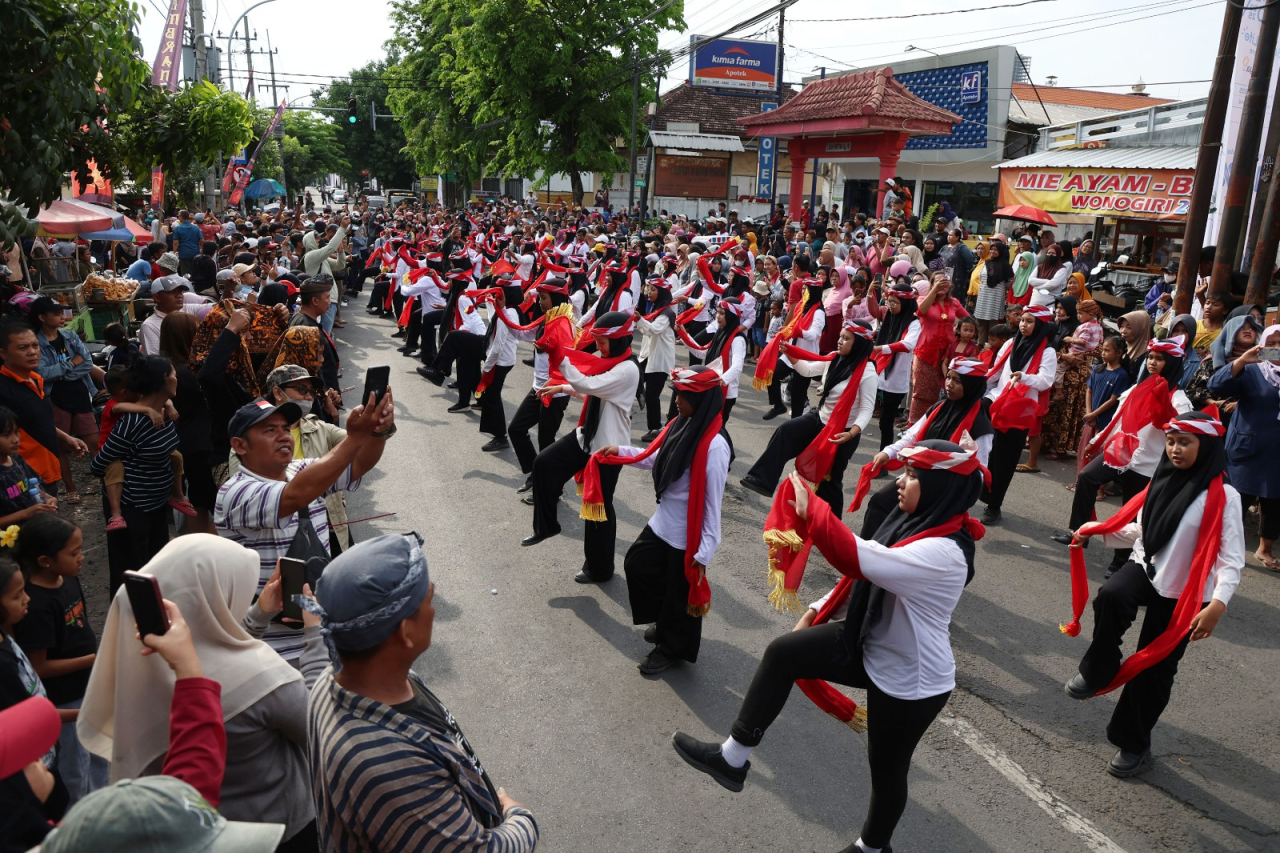 1.000 Penari Meriahkan Napak Tilas Babat Alas Surabaya