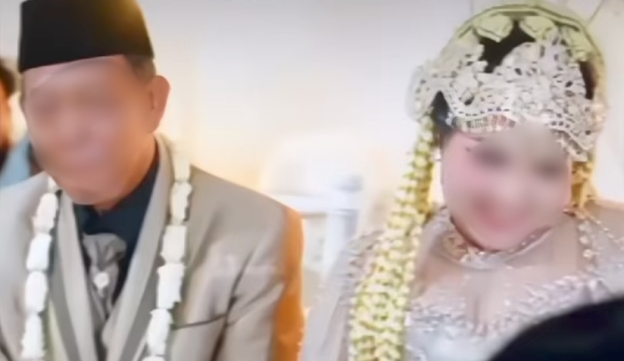 Tamu Disawer Rp100 Ribu oleh Pengantin Mahar Rp3 Miliar di Pacitan