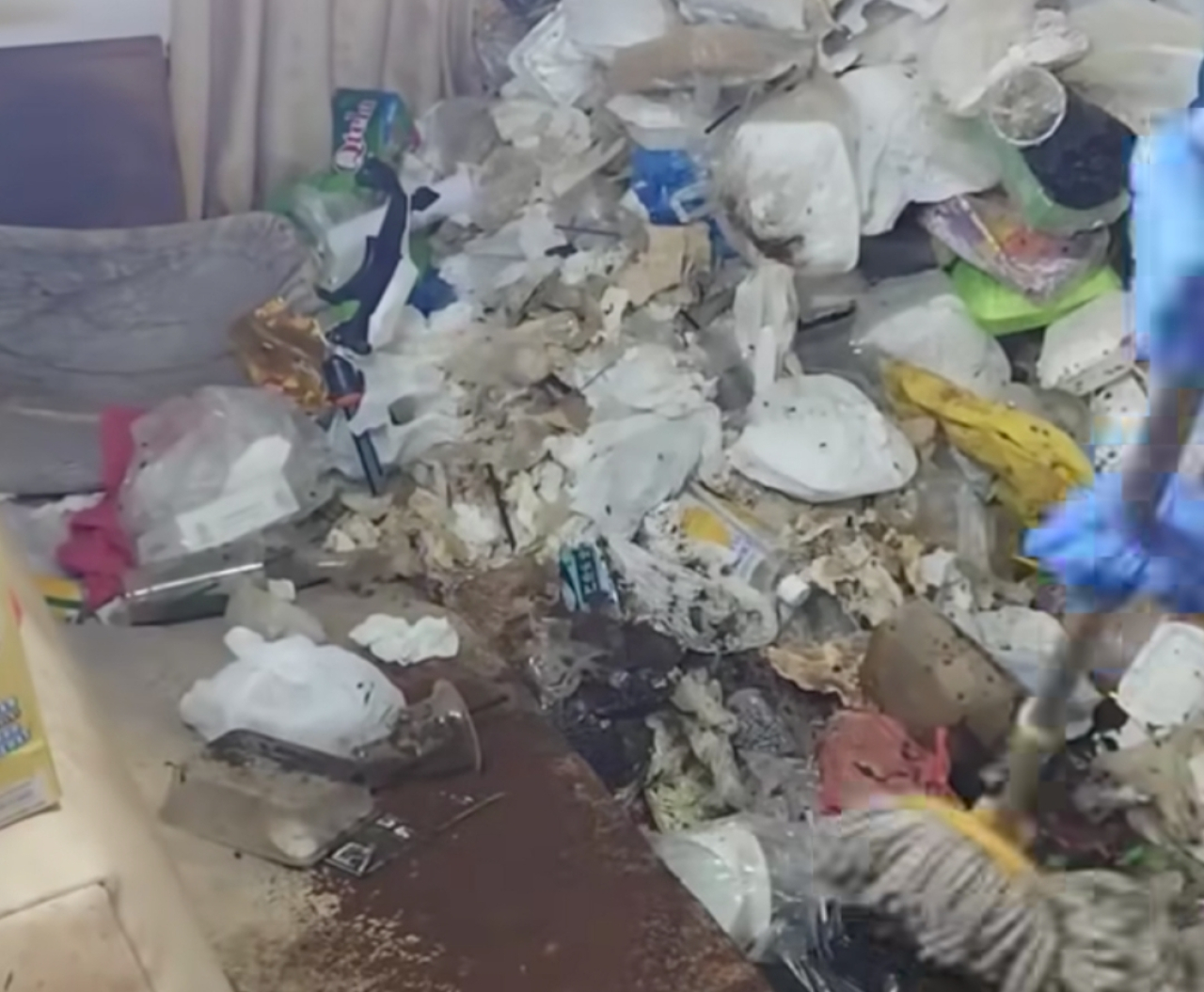 Pria di Pati Tewas dalam Rumah Penuh Sampah, Numpuk selama 8 Tahun