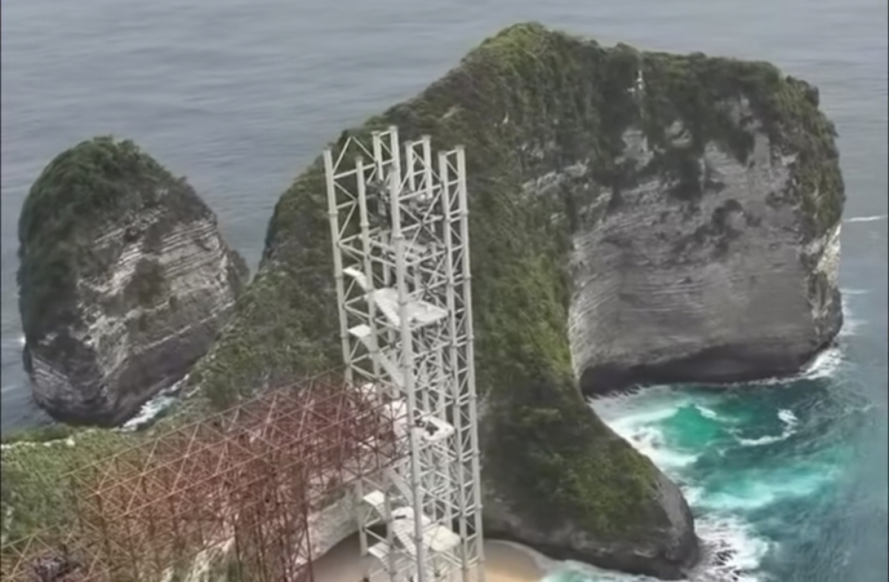 Pembangunan Lift di Pantai Kelingking Bali Mengadopsi Gunung Avatar di China