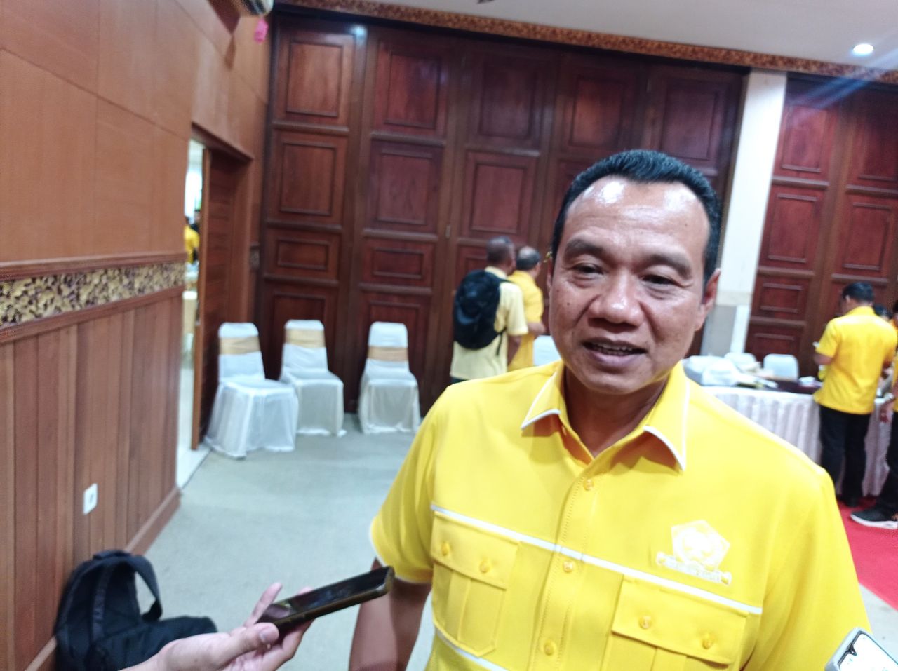 Anak Agung Ngurah Ketut Agus Nadi Putra terpilih secara aklamasi.
