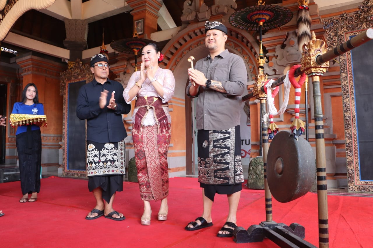 Wabup Badung Buka Lomba Bapang Barong Buntut dan Mekendang Tunggal Regenerasi