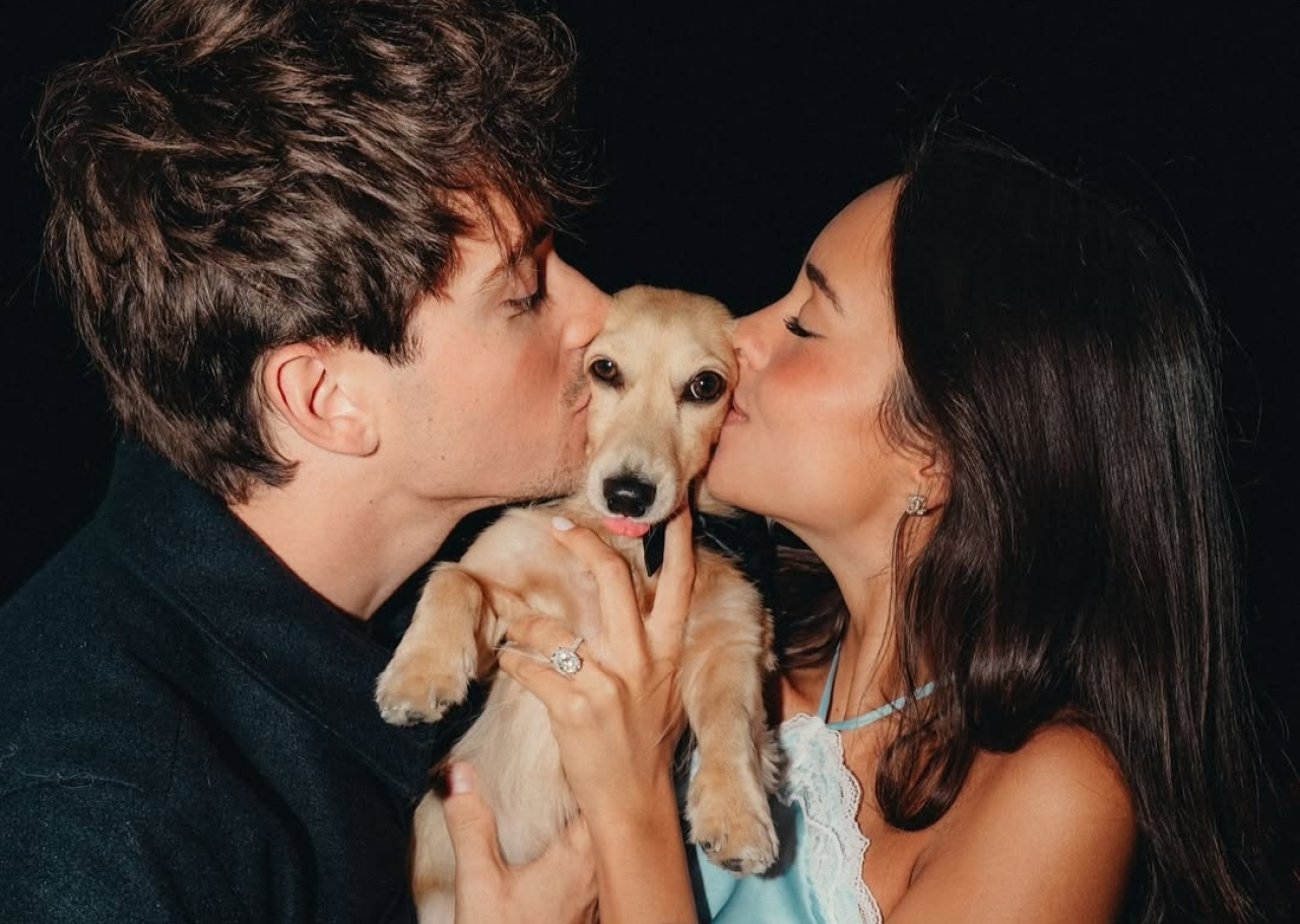 Charles Leclerc umumkan pertunangannya dengan Alexandra Saint Mleux. (Foto: Instagram @charles_leclerc)