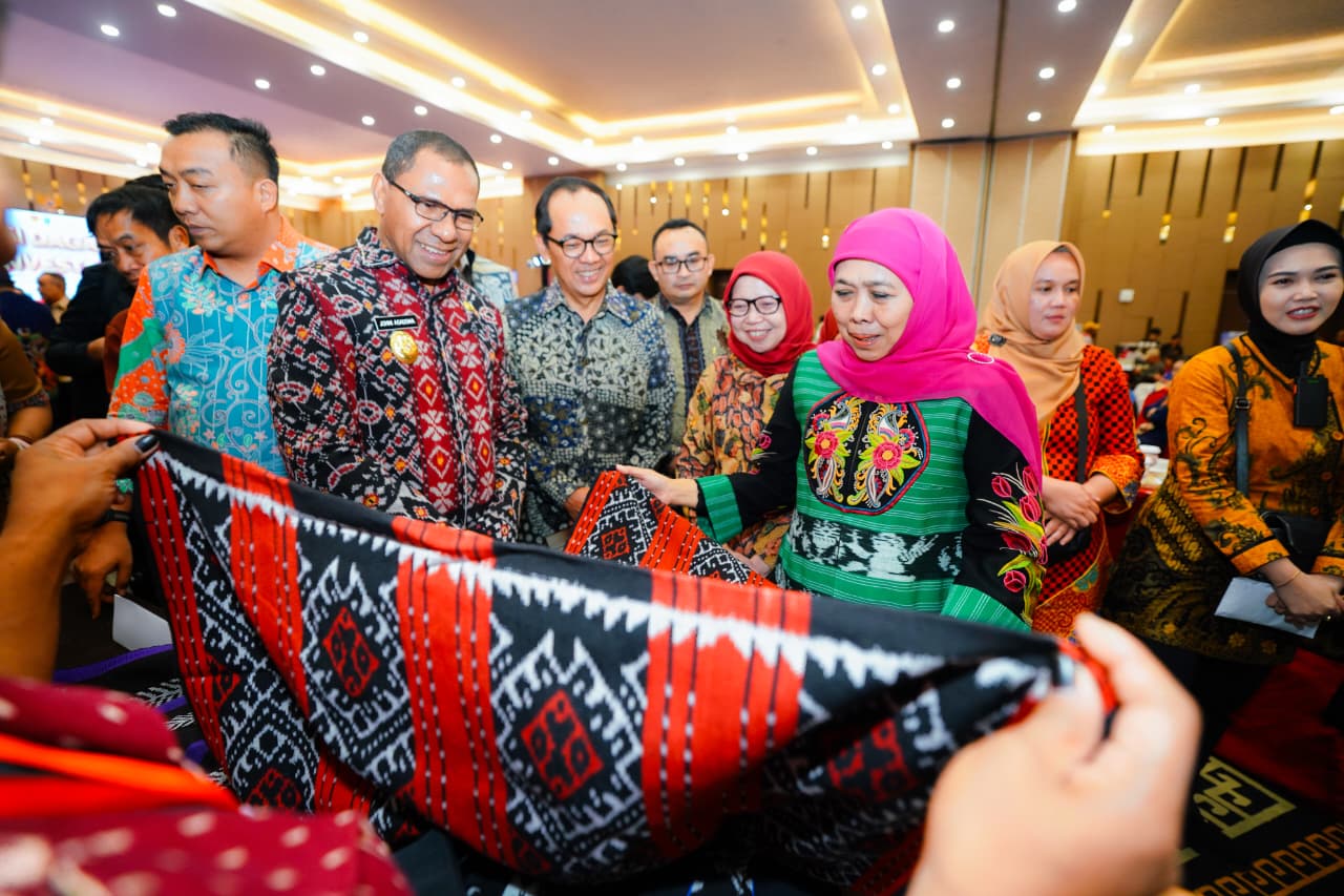 Misi dagang Jawa Timur dipimpin Gubernur Khofifah Indar Parawansa ke NTT. (Foto: Istimewa)