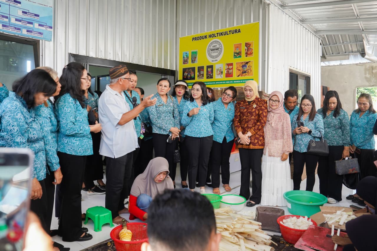 DPMD Ajak TP PKK Badung Belajar UP2K ke Lombok Barat, Fokus Tingkatkan Ekonomi Keluarga Berbasis Potensi Lokal