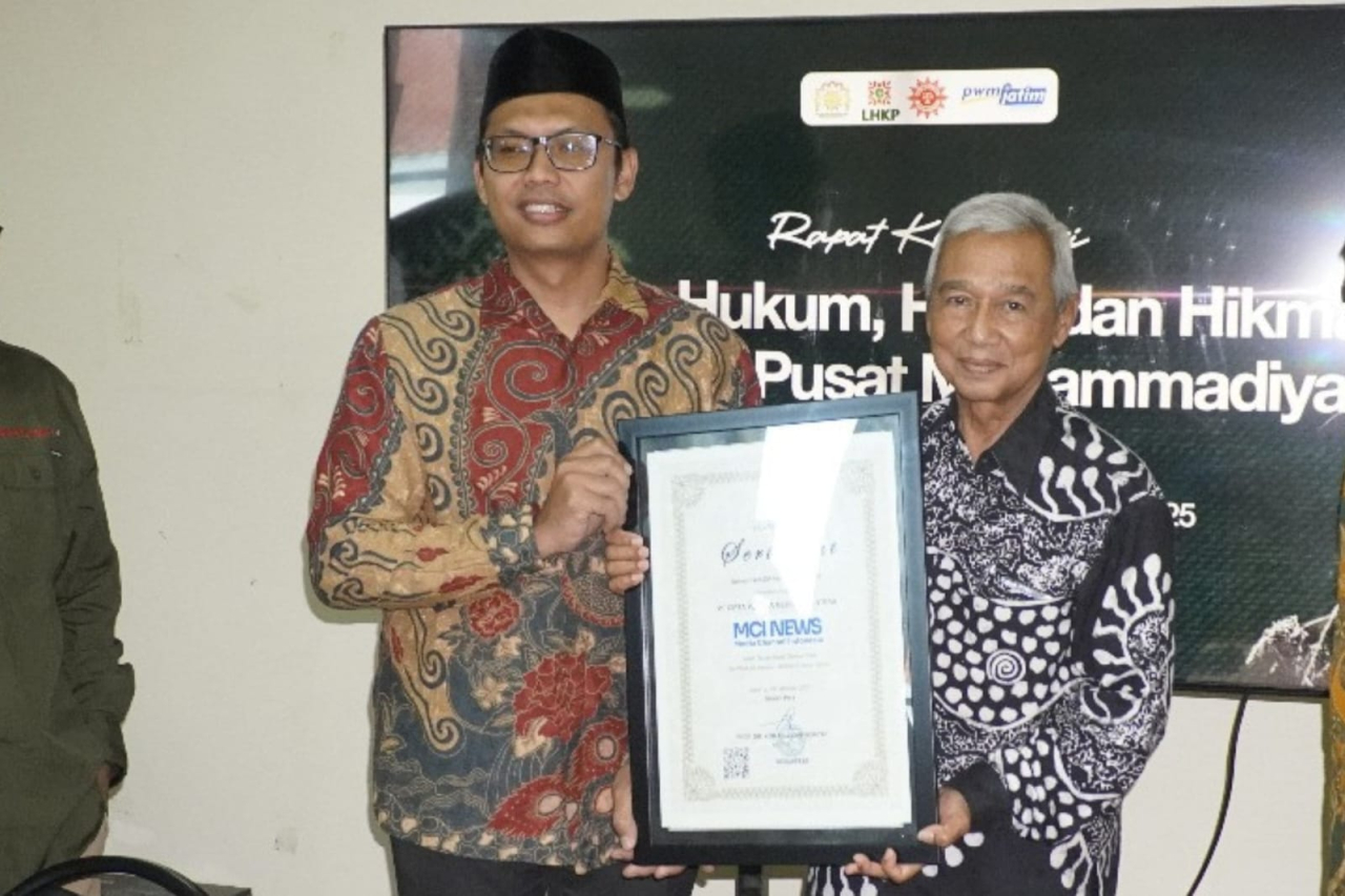 Dewan Pers Serahkan Sertifikat Verifikasi Faktual Kepada Media Channel Indonesia