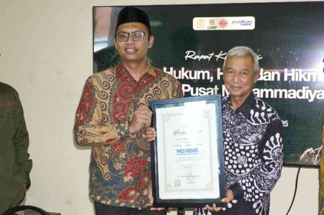 Dewan Pers Serahkan Sertifikat Verifikasi Faktual Kepada Media Channel Indonesia