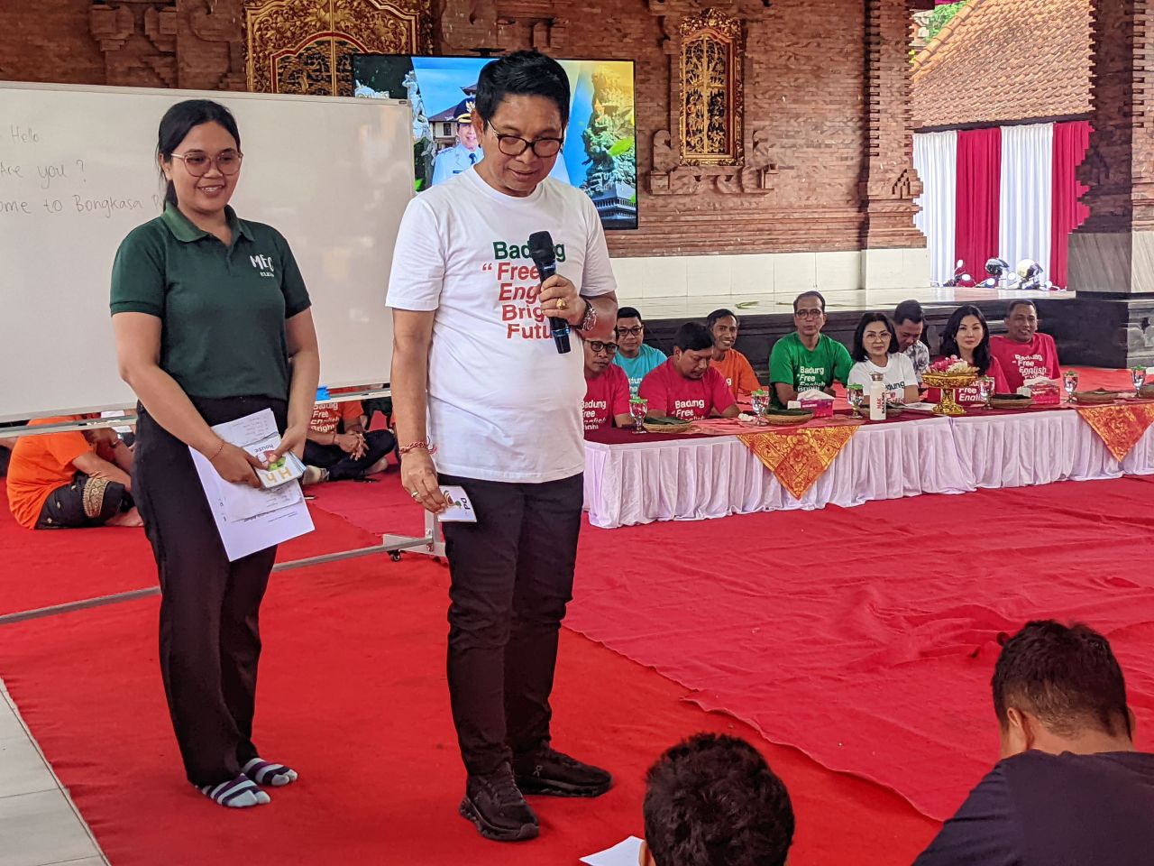 Hari Kebangkitan Nasional, Bupati Badung Resmikan Bimbingan Bahasa Inggris Secara Serentak