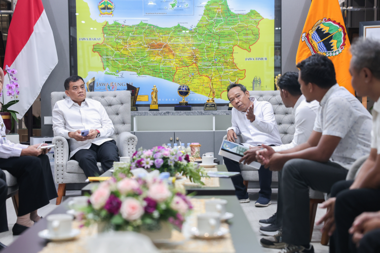 Gubernur Jateng bahas penguatan koperasi buruh dan kesejahteraan pekerja