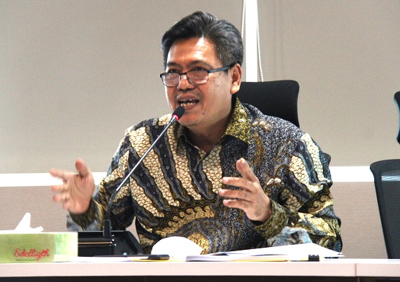 Putu Juli Ardika membahas efisiensi industri makanan dan minuman